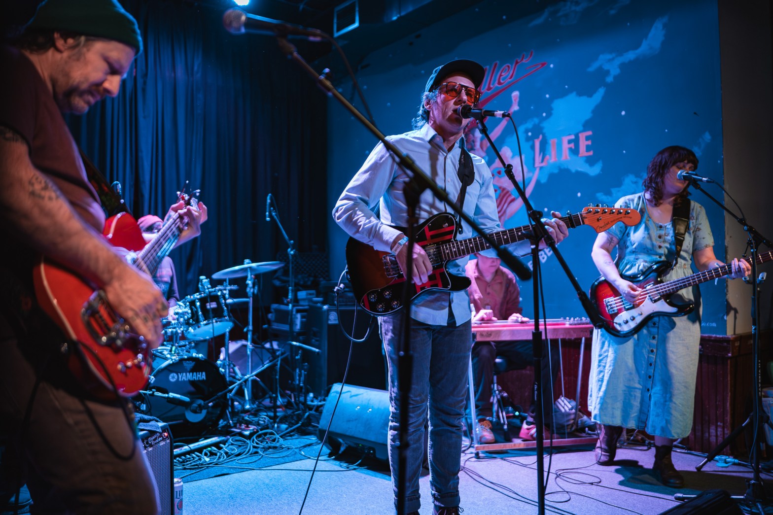 Ryan Davis & The Roadhouse Band